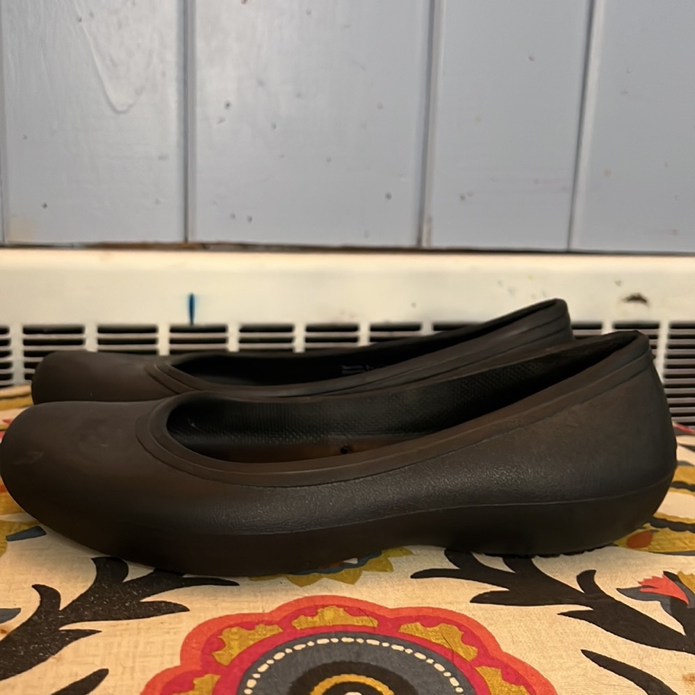Crocs rain flats- EUC